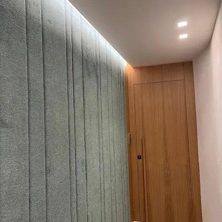 Angile Πανσιόν *